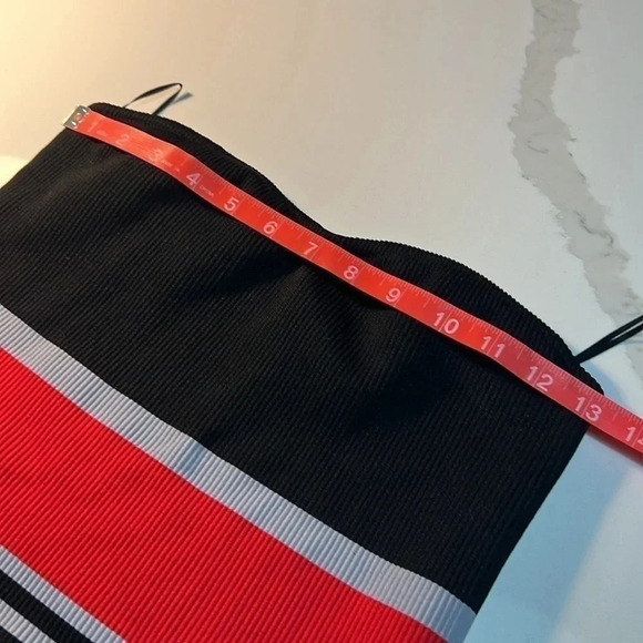 Stretchy Ribbed Tube Top. Red, grey and black stripes Size Small/Medium - Picture 4 of 7